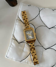 Load image into Gallery viewer, Small Design Light Luxury High-grade Retro Roman Quartz Watch