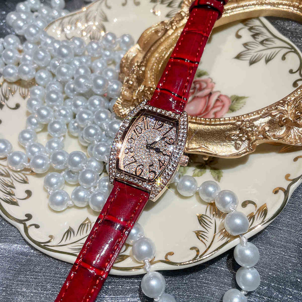 Fashion Starry Red Belt Women's Watch