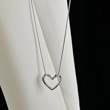 Load image into Gallery viewer, Hollowed Heart Shape Necklace Female Pendant Clavicle Chain