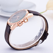 Load image into Gallery viewer, Fashion Personality Plaid Men&#39;s Casual Watch