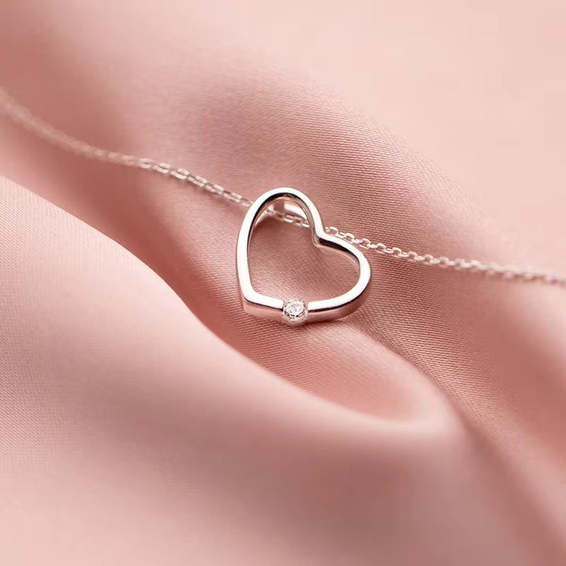 S925 Silver New Style Collarbone Necklace Small Heart-shaped